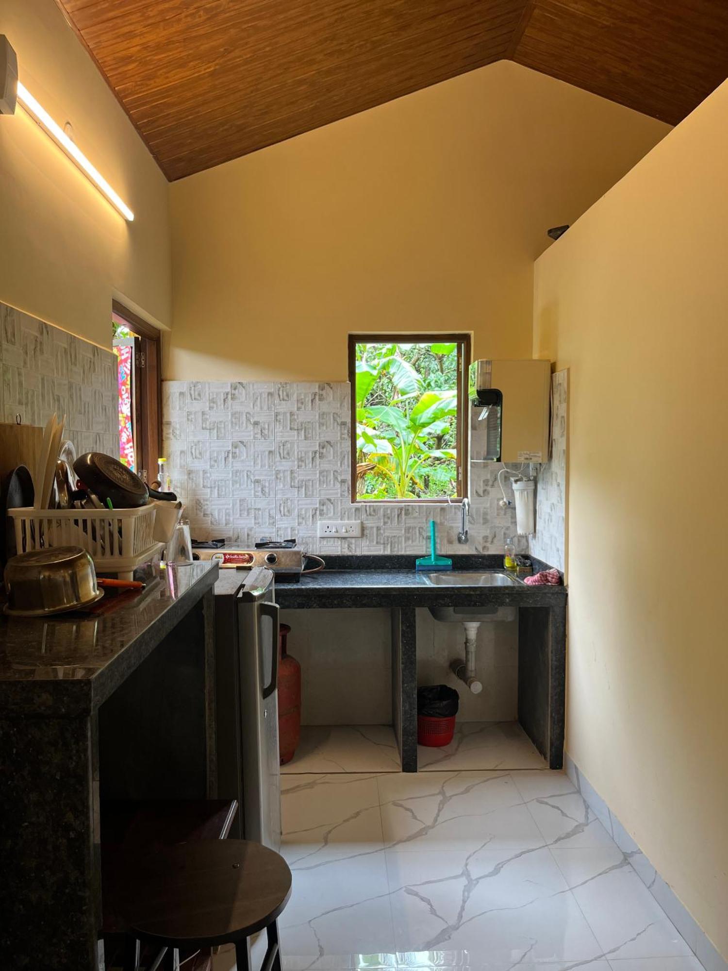 New Portuguese At By Goaround Homes * Anjuna